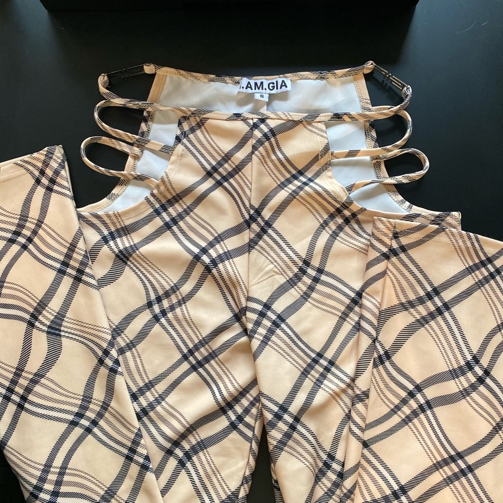 I am Gia lucid pants